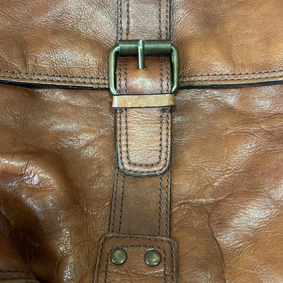 Fossil Leather Crossbody Bag - Picture 3 of 13
